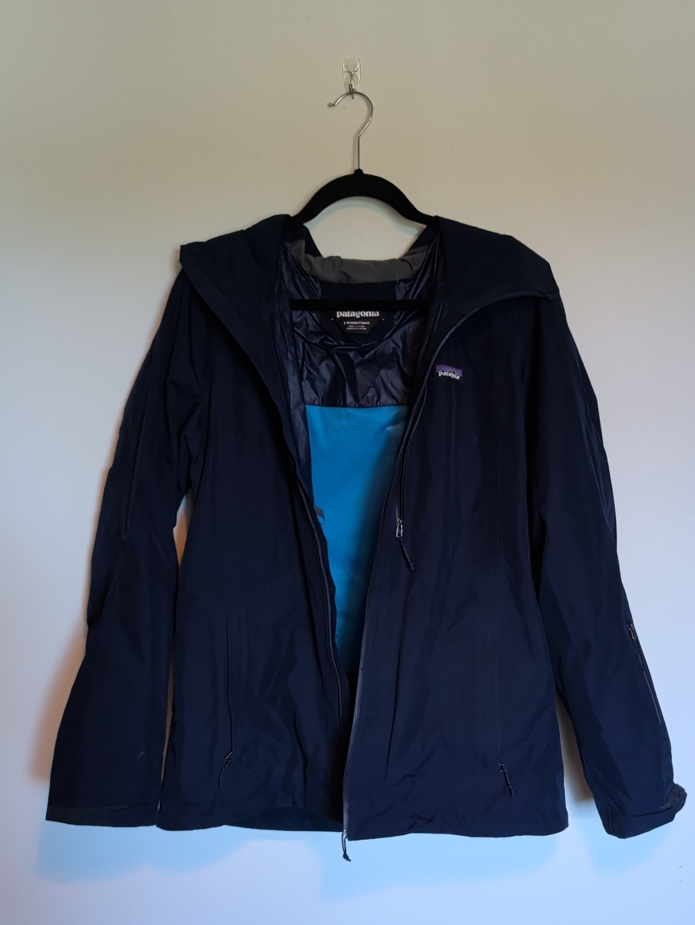 Patagonia/Gore-tex Women's Dark Navy Hooded Ski Shell